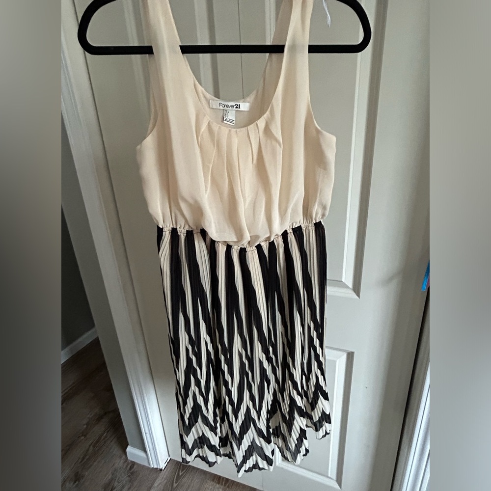 Forever 21 dress